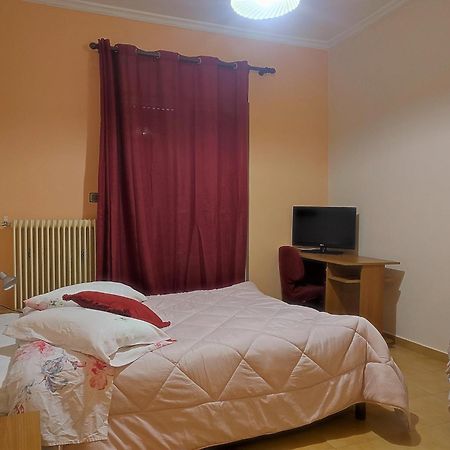Mema'S Tranquil Studio In Patra - Free Parking 외부 사진